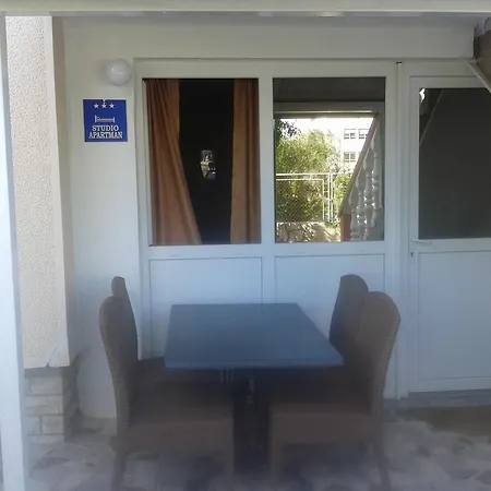 Guest house I Sobe Mara