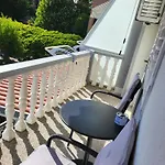 I Sobe Mara Pensjonat Palit