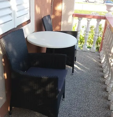 I Sobe Mara Gostinjska kuća 3*